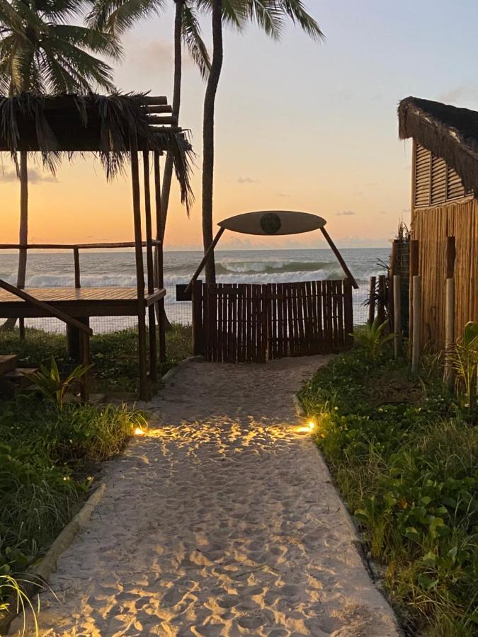 Bahia Surf Camp Hotel Abrantes Exterior foto