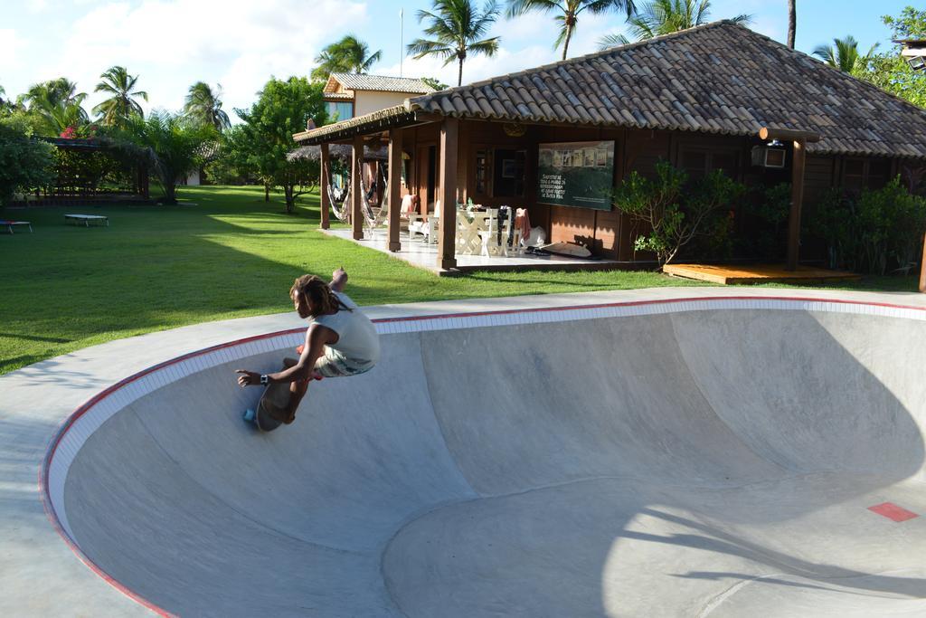 Bahia Surf Camp Hotel Abrantes Exterior foto